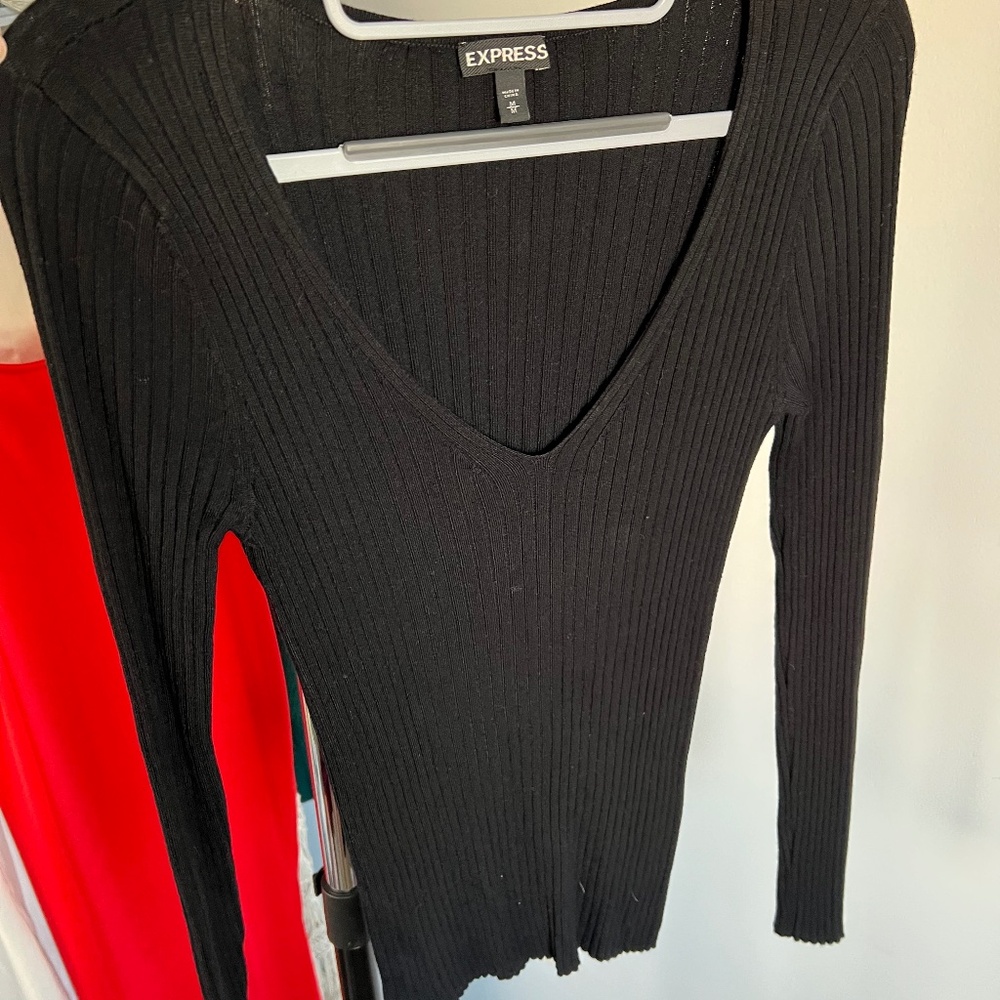 Long Sleeve Black V Neck Sweater - Express